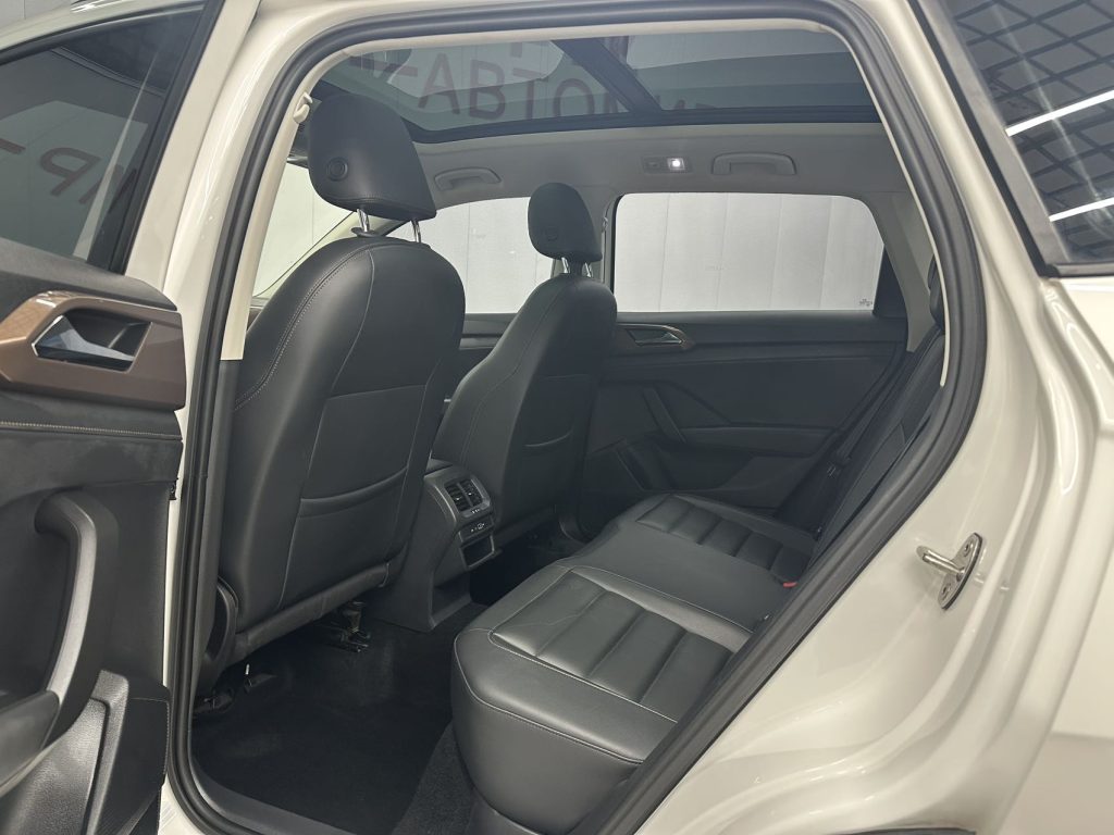 Volkswagen Tharu 2021 года 280TSI Comfort Edition Передний привод - Huishida Trading