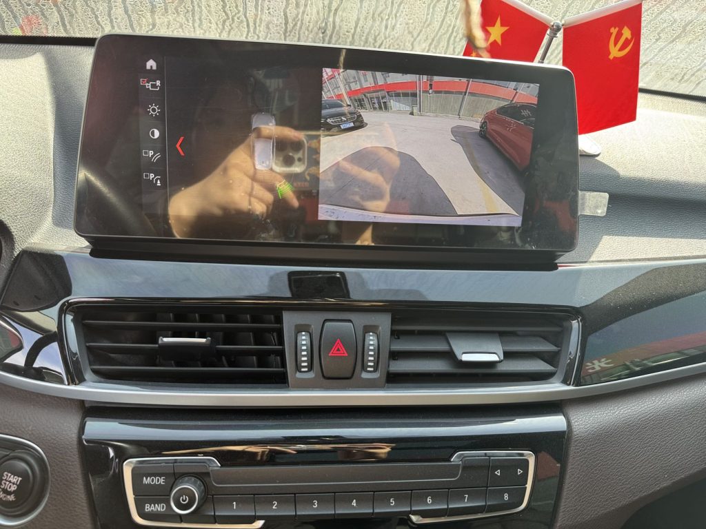 BMW X1 2021 sDrive20Li Fashion Edition - Huishida Trading