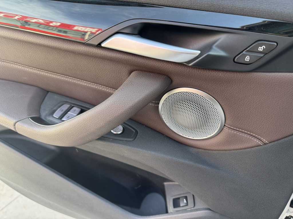 BMW X1 2021 sDrive20Li Fashion Edition - Huishida Trading