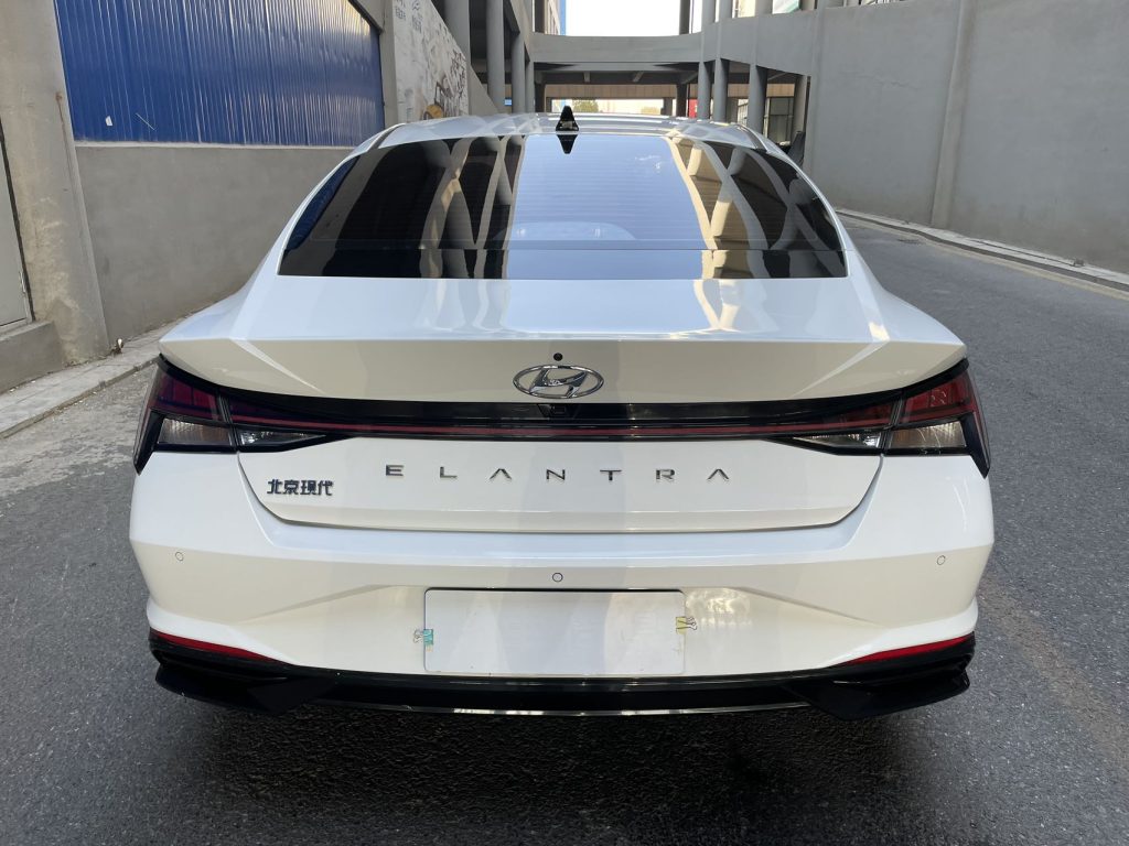 Hyundai Elantra 2022 Модель 1.5L CVT LUX Premium Edition - Huishida Trading