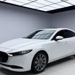 Mazda3 Axela Модель 2021 года, 2,0 л, автоматическая коробка передач, версия Premium Edition.