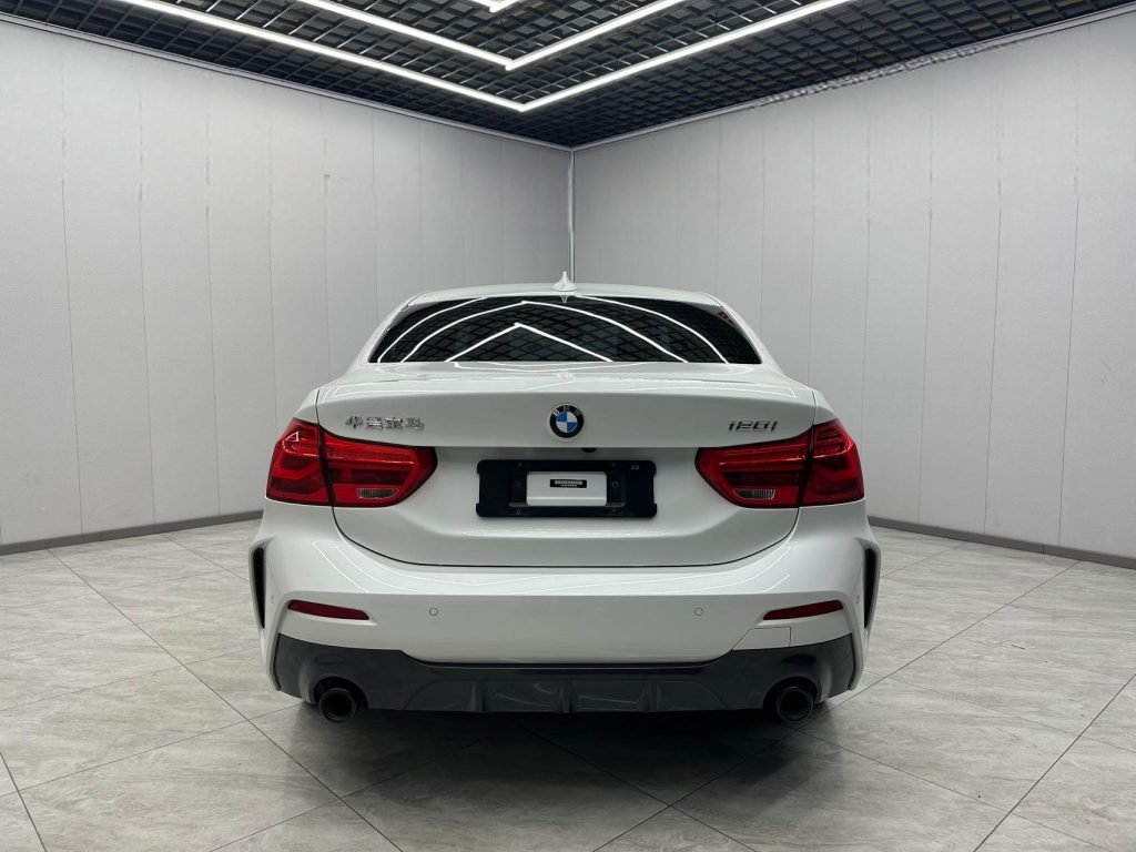 BMW 1 серии 2022 120i M Sport Night Edition - Huishida Trading