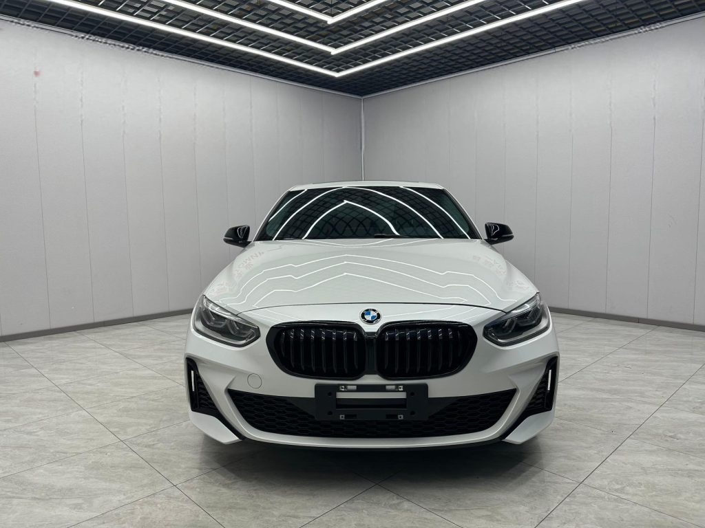 BMW 1 серии 2022 120i M Sport Night Edition - Huishida Trading