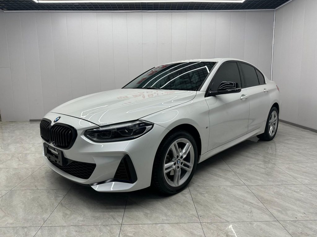 BMW 1 серии 2022 120i M Sport Night Edition - Huishida Trading