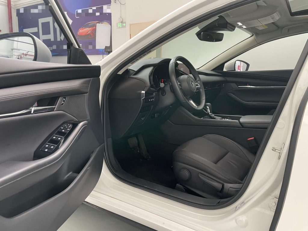 Mazda3 Axela 2022 2.0L Automatic Elegance Edition - Huishida Trading