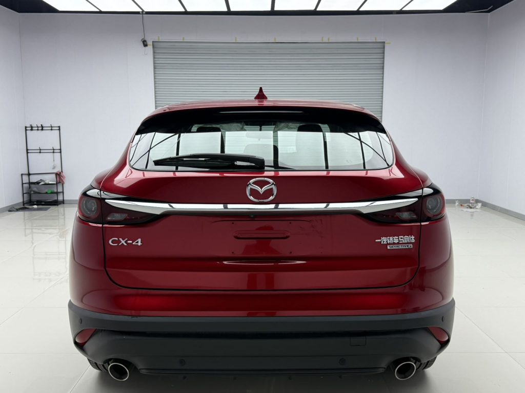 Mazda CX-4 Модель 2021 года, 2,0 л, автоматическая коробка передач, 2WD, версия SkyExplorer - Huishida Trading