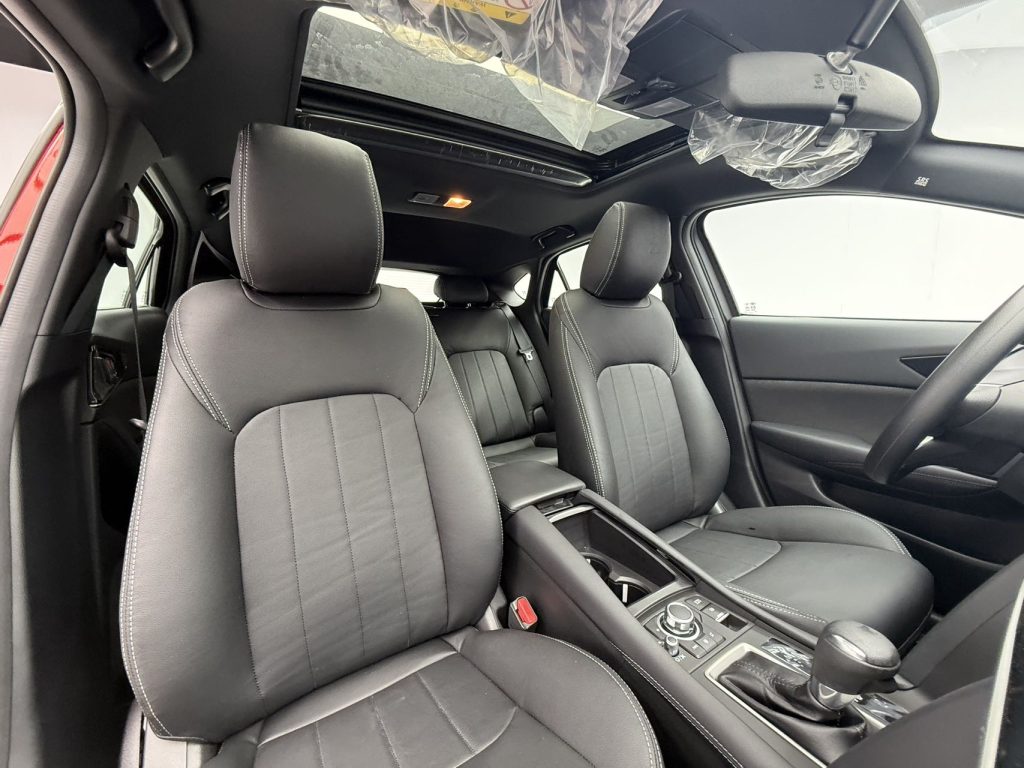 Mazda CX-4 Модель 2021 года, 2,0 л, автоматическая коробка передач, 2WD, версия SkyExplorer - Huishida Trading