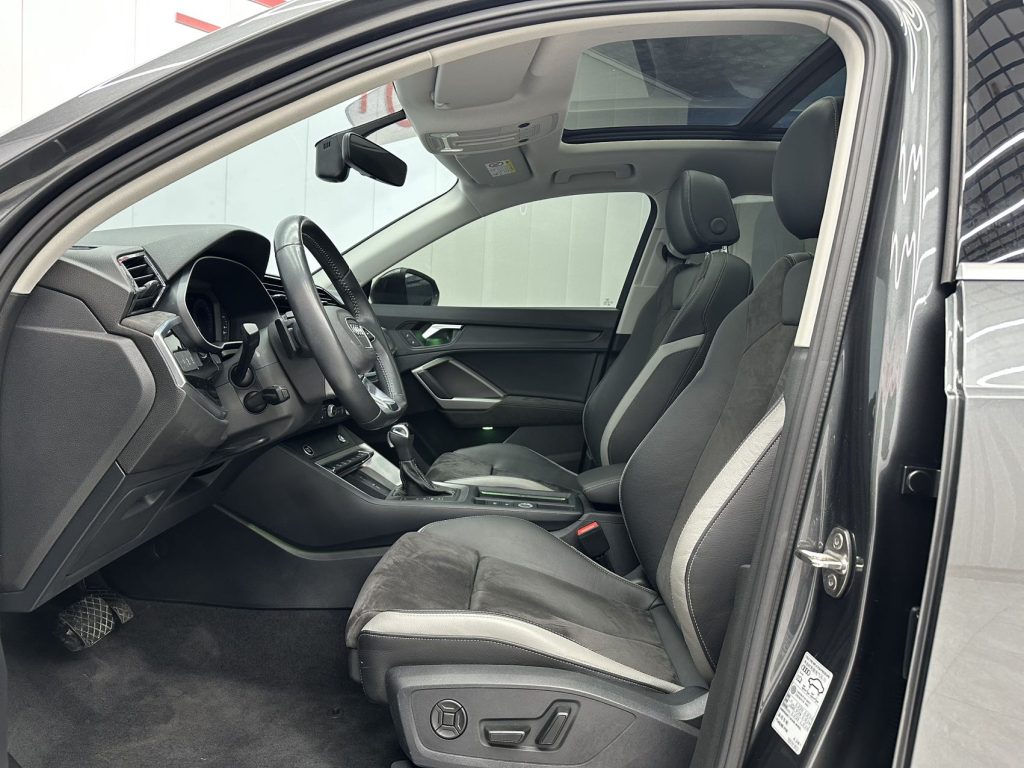 Audi Q3 2022 года 35 TFSI Sportline - Huishida Trading