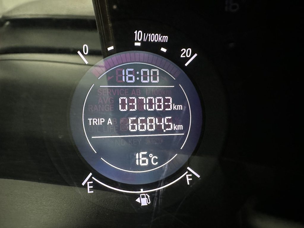 Honda Vezel 2022 года 1,5 л CVT Phantom Night Pioneer Edition - Huishida Trading