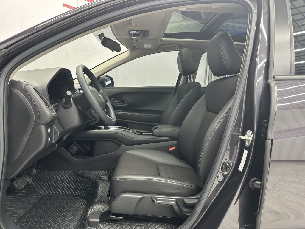 Honda Vezel 2022 года 1,5 л CVT Phantom Night Pioneer Edition - Huishida Trading