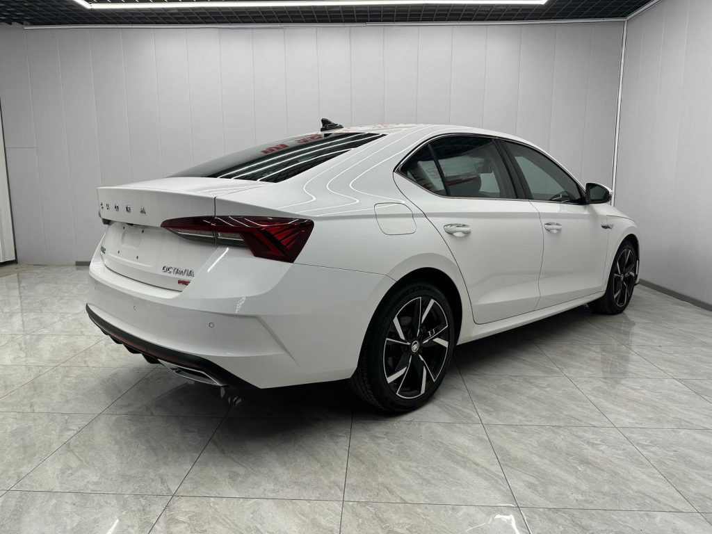 Škoda Octavia 2021 PRO TSI280 DSG Prestige Edition - Huishida Trading