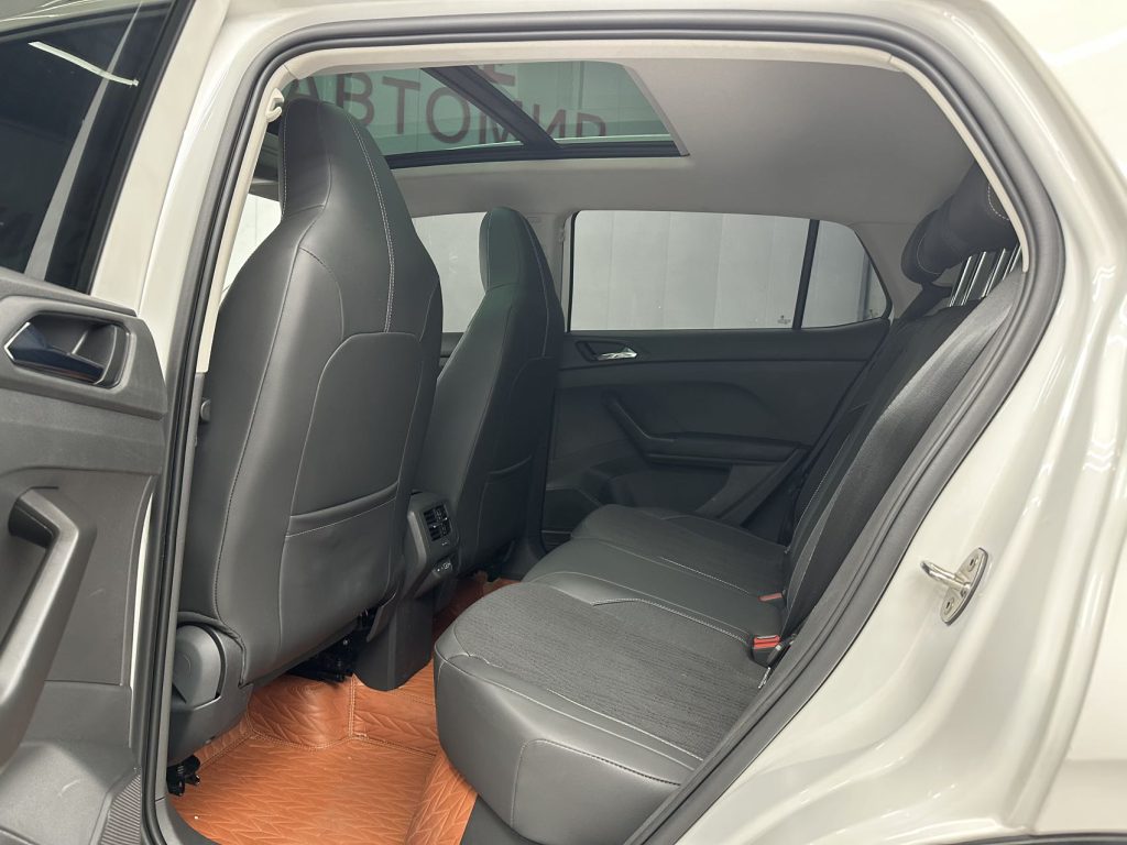 Volkswagen T-Cross 2022 года 280TSI DSG Comfort Edition - Huishida Trading