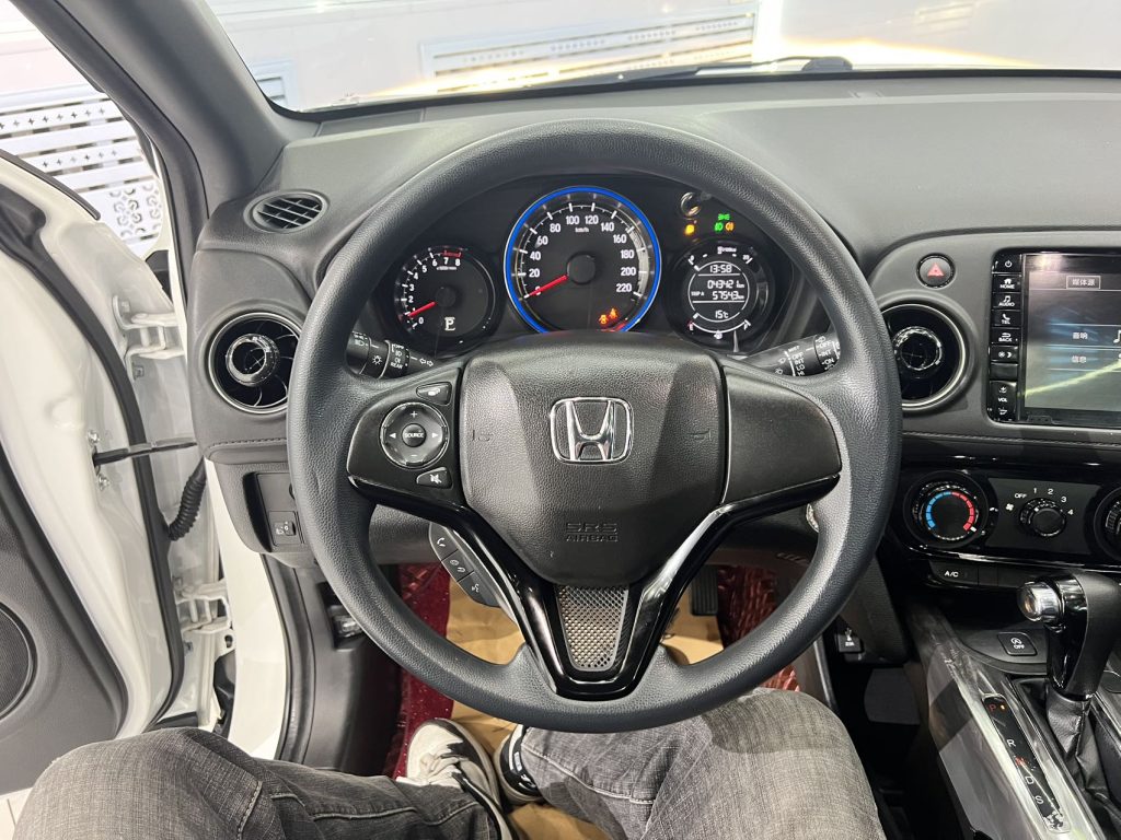 Honda XR-V Модель 2021 года, 1,5 л, автоматическая коробка передач, версия Yue Zhi Lian - Huishida Trading