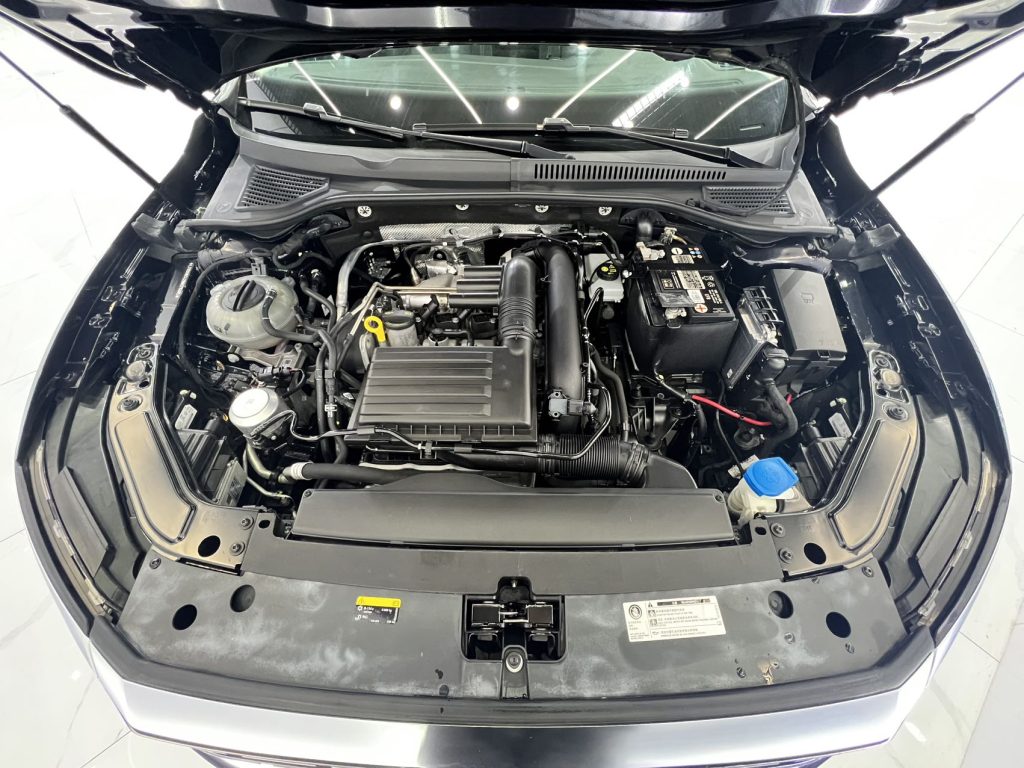 Volkswagen Passat 2022 280TSI Business Edition - Huishida Trading