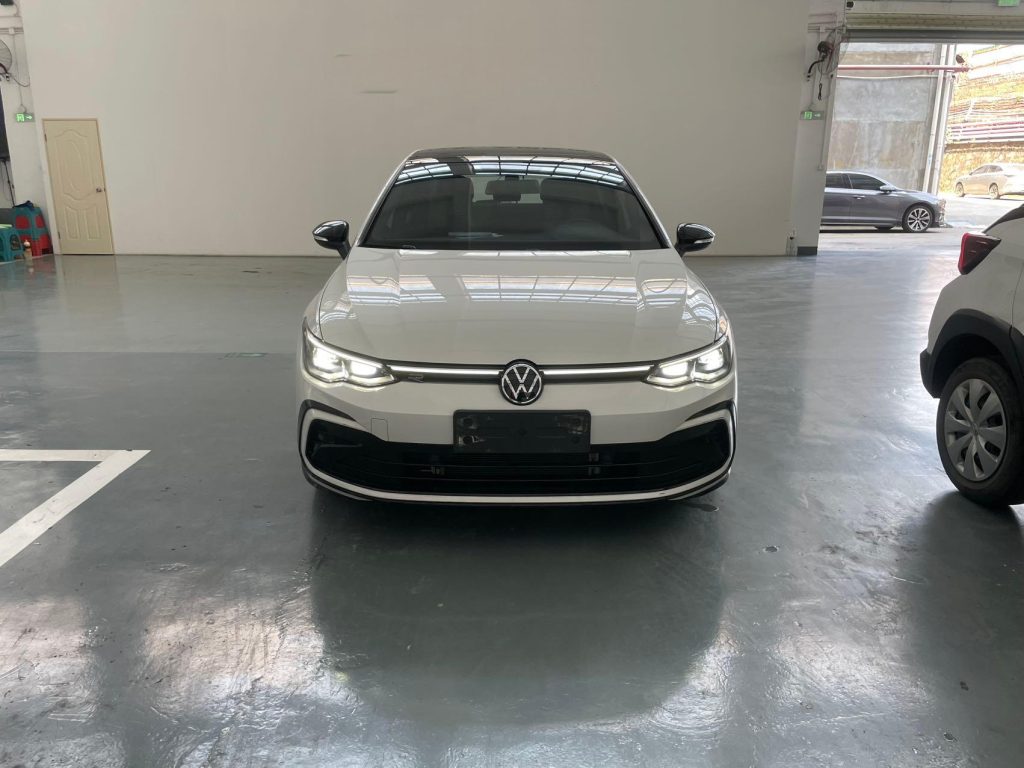 Volkswagen Golf 2021 года 280TSI DSG R-Line - Huishida Trading