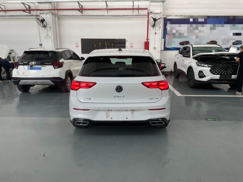 Volkswagen Golf 2021 года 280TSI DSG R-Line - Huishida Trading