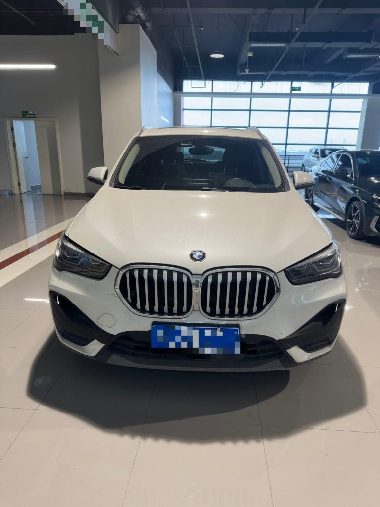 BMW X1 2021 модельного года Обновленный sDrive20Li Sport Line - Huishida Trading