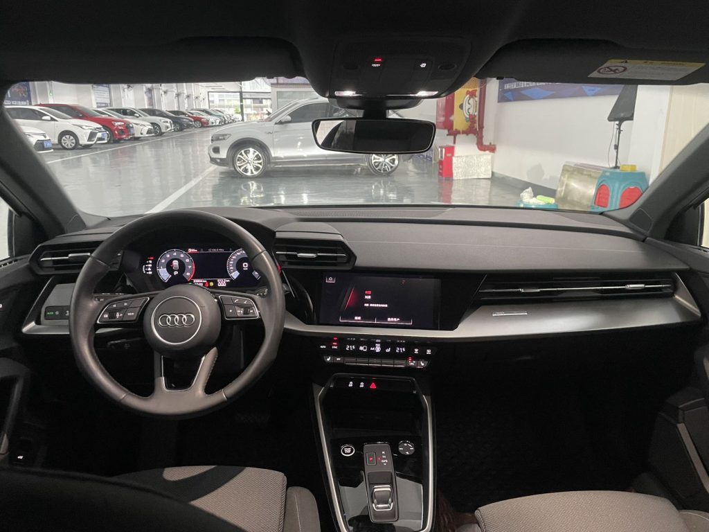 Audi A3 2021 Sportback 35 TFSI Ambition Plus - Huishida Trading