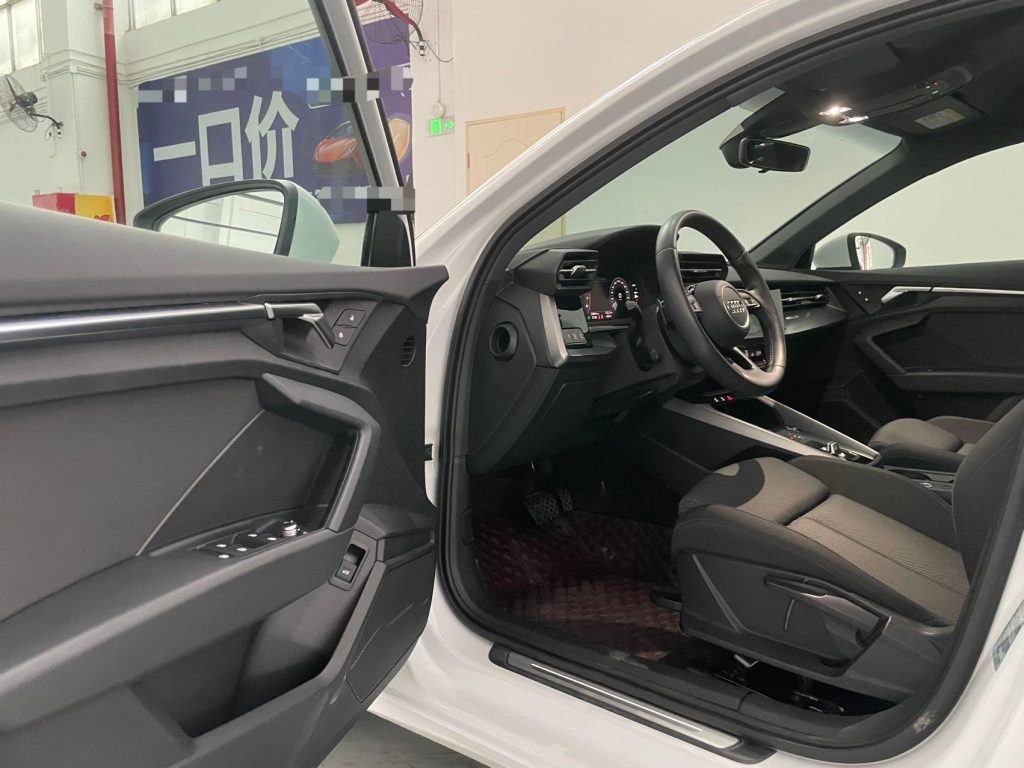 Audi A3 2021 Sportback 35 TFSI Ambition Plus - Huishida Trading