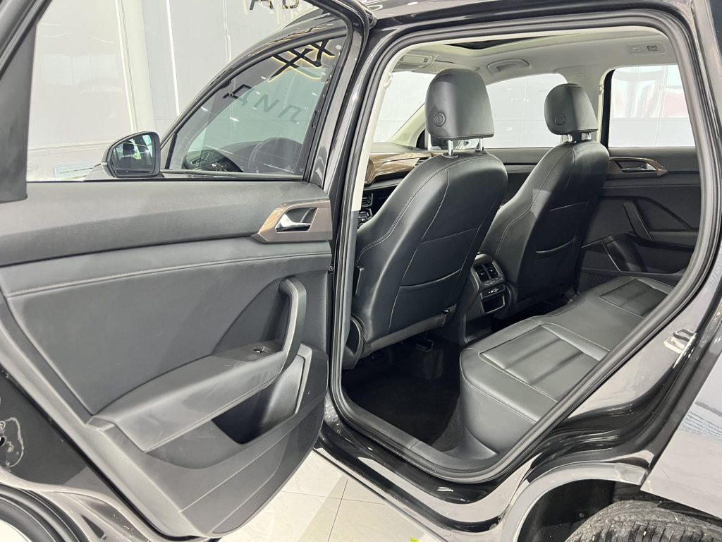 Volkswagen Tharu 2022 280TSI Comfort Edition (передний привод) - Huishida Trading