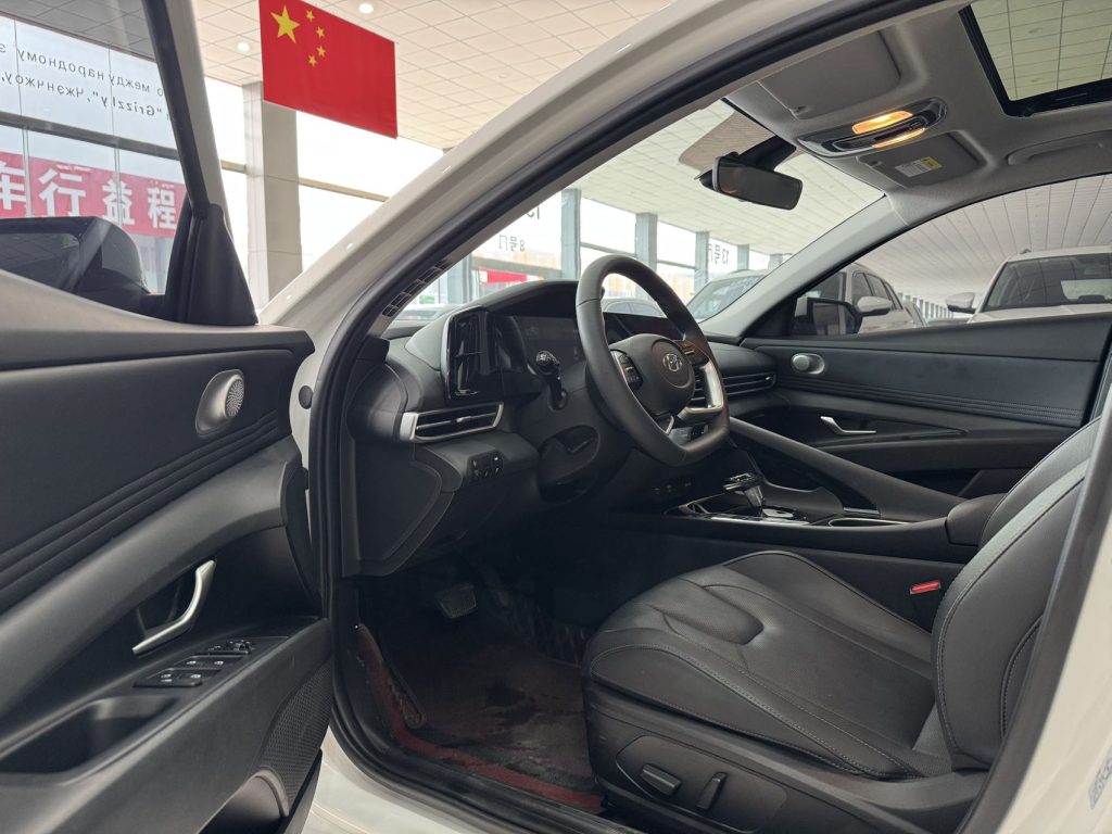 ELANTRA Модель 2022 года, 1,5 л, CVT, LUX Prestige Edition - Huishida Trading