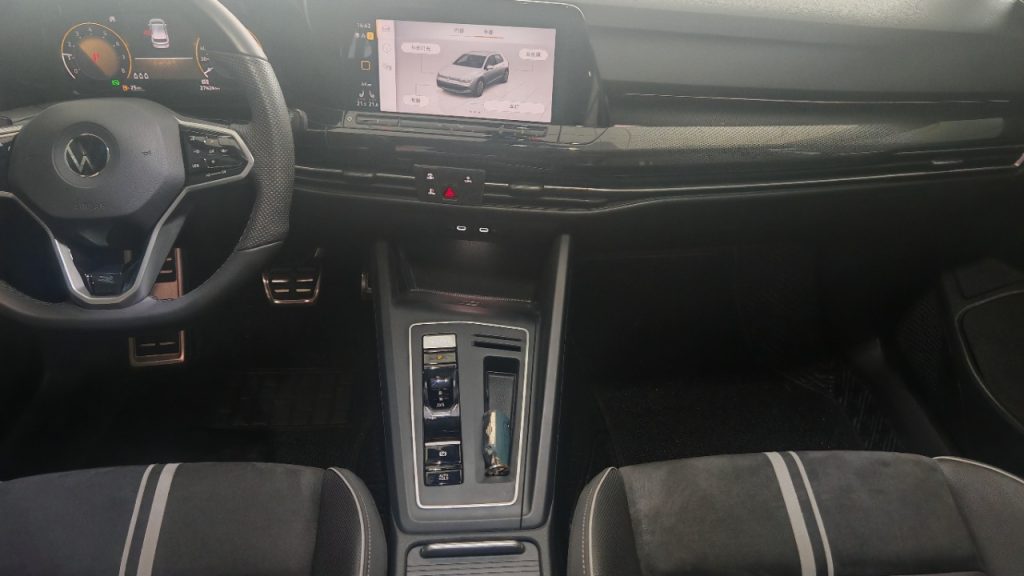 Volkswagen Golf 2021 280TSI DSG R-Line - Huishida Trading