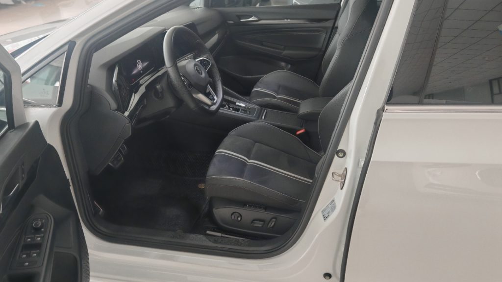 Volkswagen Golf 2021 280TSI DSG R-Line - Huishida Trading