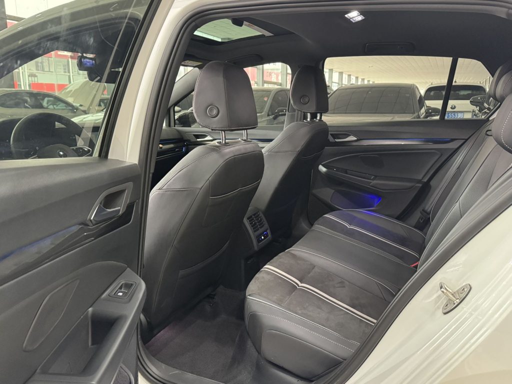 Volkswagen Golf 2021 280TSI DSG R-Line - Huishida Trading