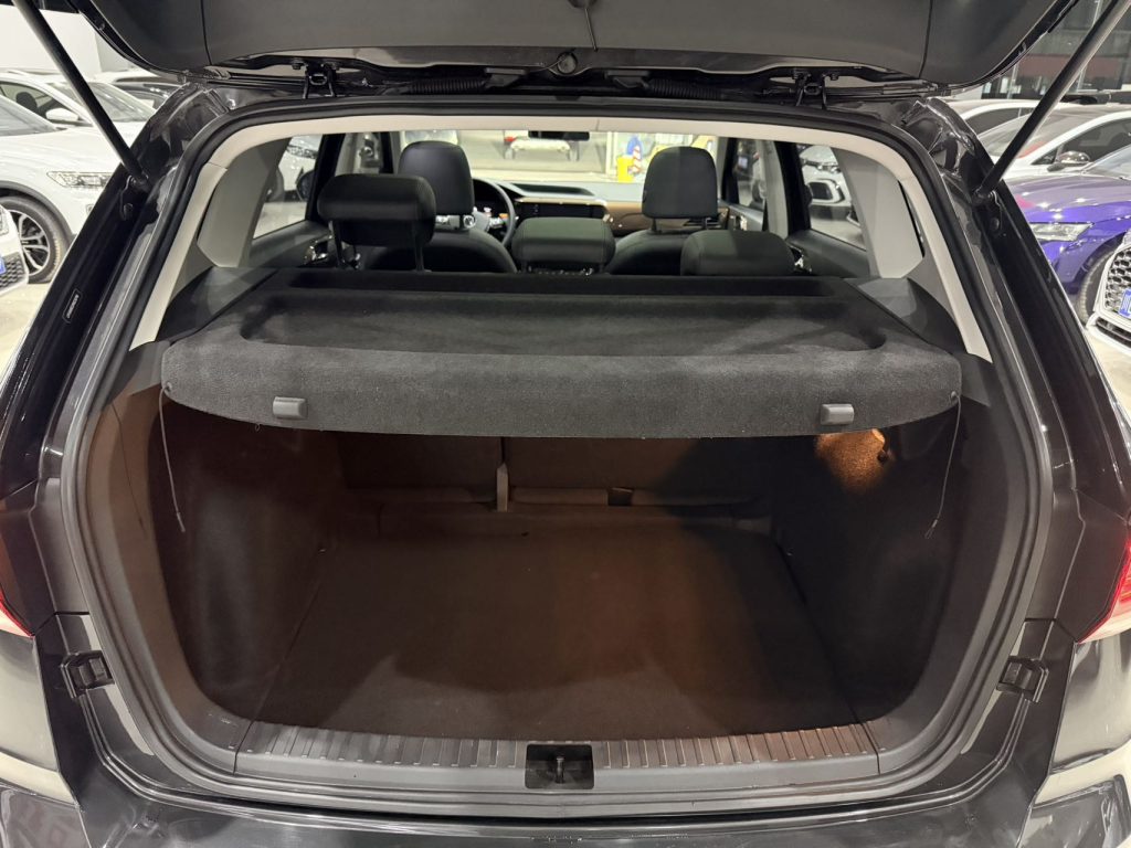 Tharu 2022 280TSI Front-Wheel Drive Luxury Edition - Huishida Trading