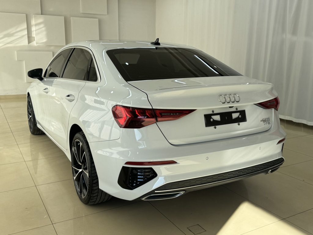 Audi A3 2021 A3L Limousine 35 TFSI Luxury Sport - Huishida Trading