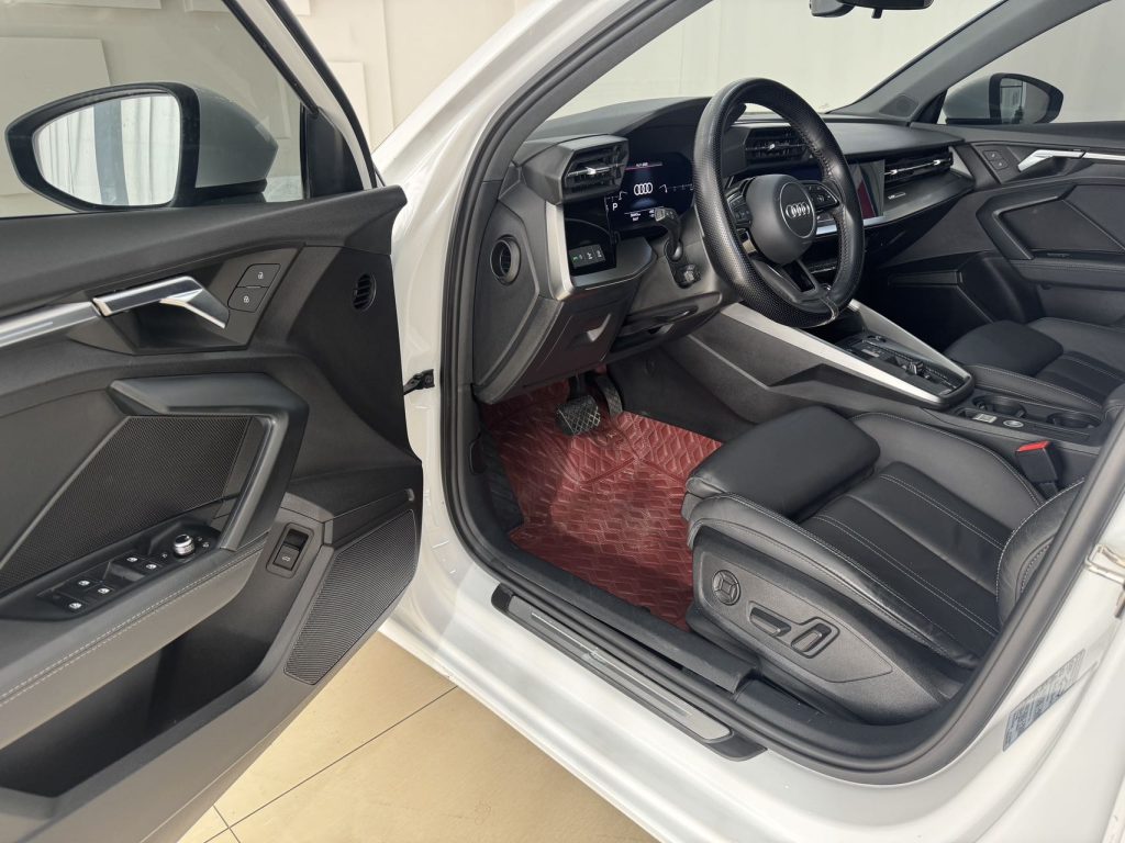 Audi A3 2021 A3L Limousine 35 TFSI Luxury Sport - Huishida Trading