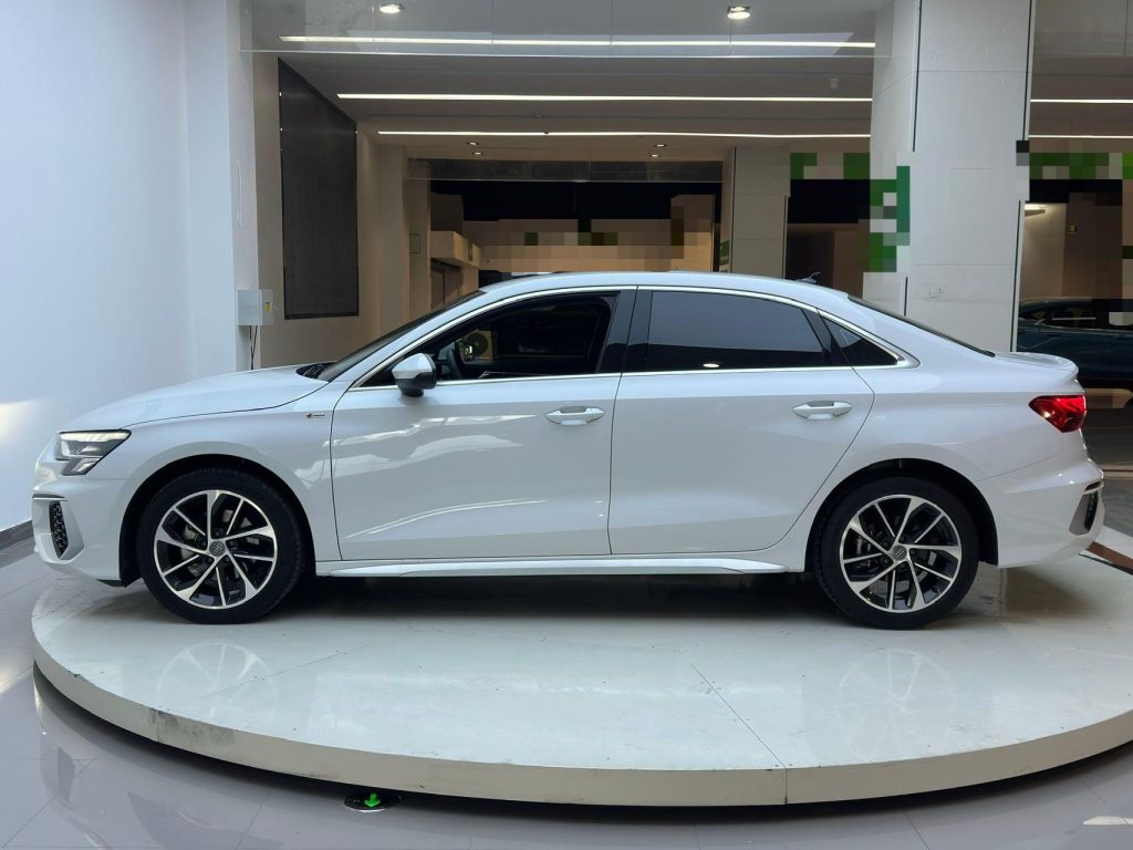 Audi A3 2022 A3L Limousine 35 TFSI Progressive Sport - Huishida Trading