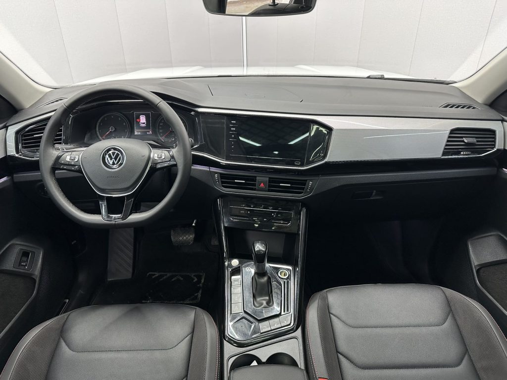 Volkswagen TAYRON 2021 года 280TSI Передний привод Luxury Smart Connect Edition - Huishida Trading