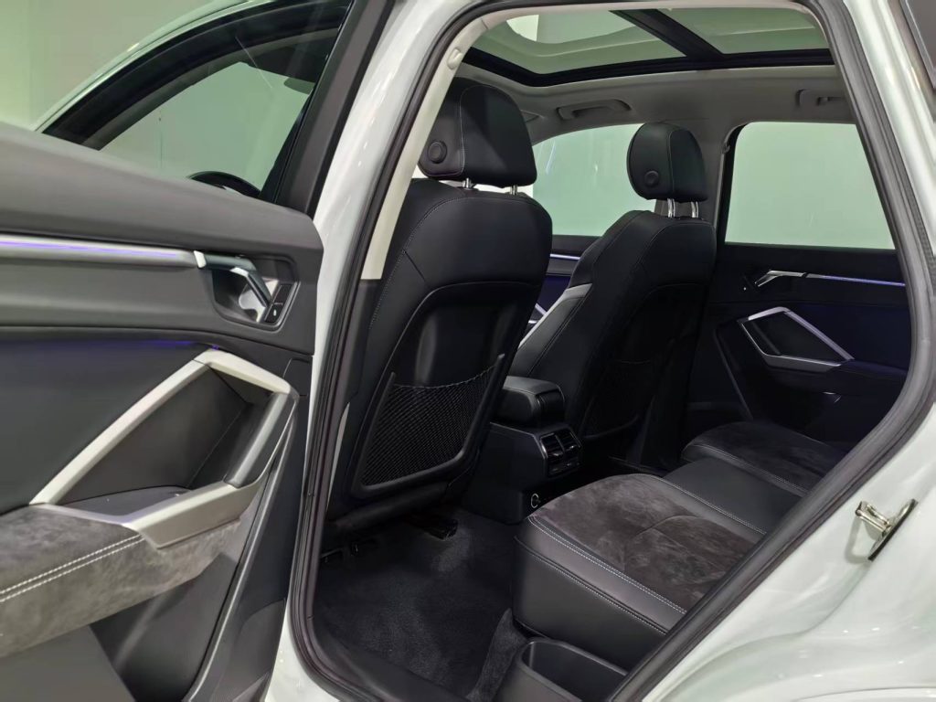 Audi Q3 2022 года 35 TFSI Sportline - Huishida Trading