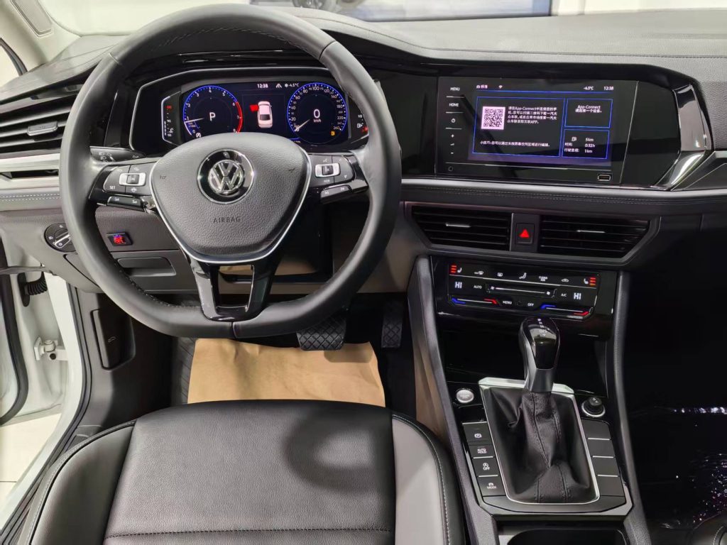 Volkswagen Sagitar 2022 года 280TSI DSG Superior Edition - Huishida Trading