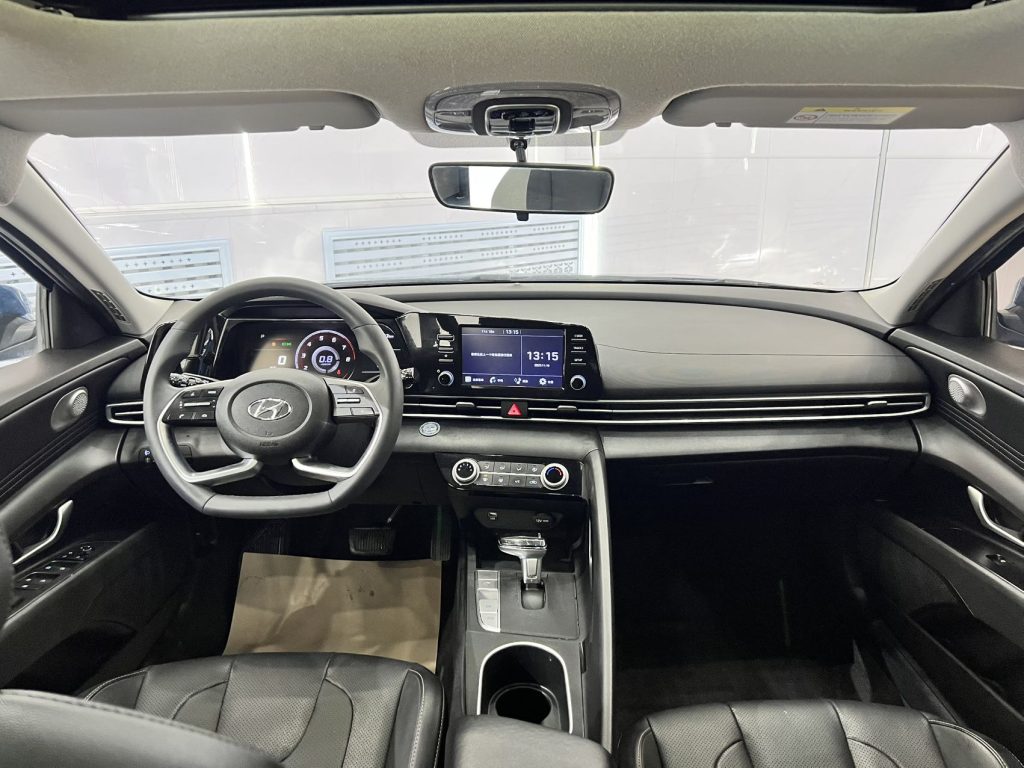 Hyundai ELANTRA Модель 2021 года 1,5 л CVT GLX Elite Edition - Huishida Trading