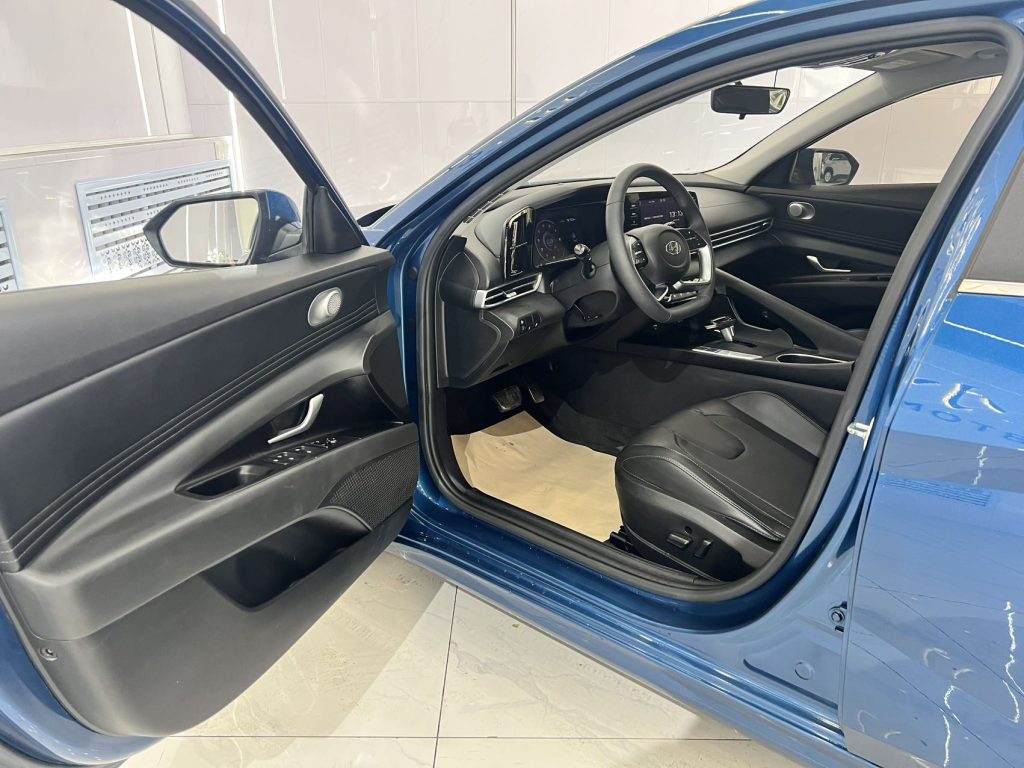 Hyundai ELANTRA Модель 2021 года 1,5 л CVT GLX Elite Edition - Huishida Trading