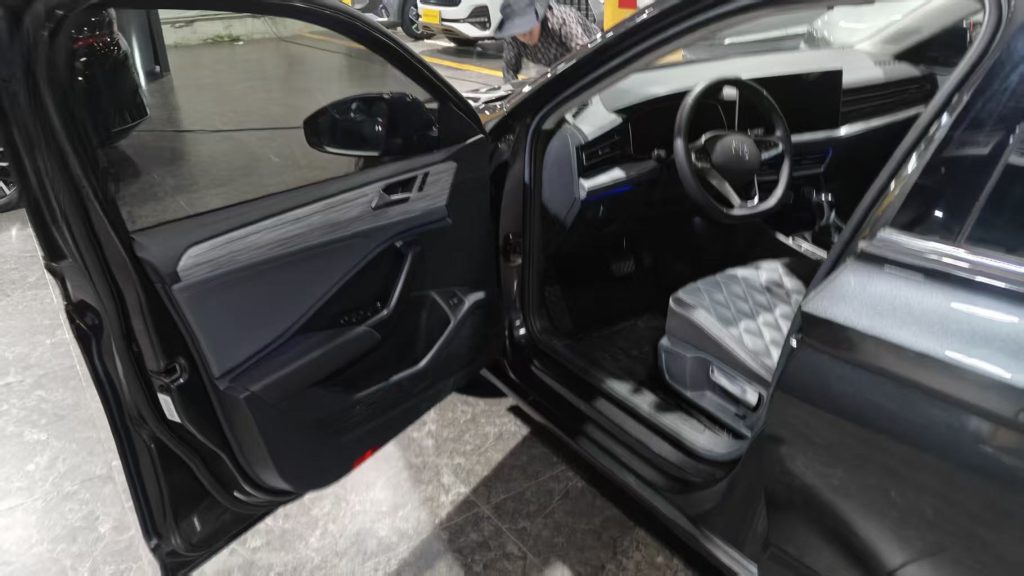 Volkswagen Sagitar 2023 280TSI DSG Transcendence Edition - Huishida Trading