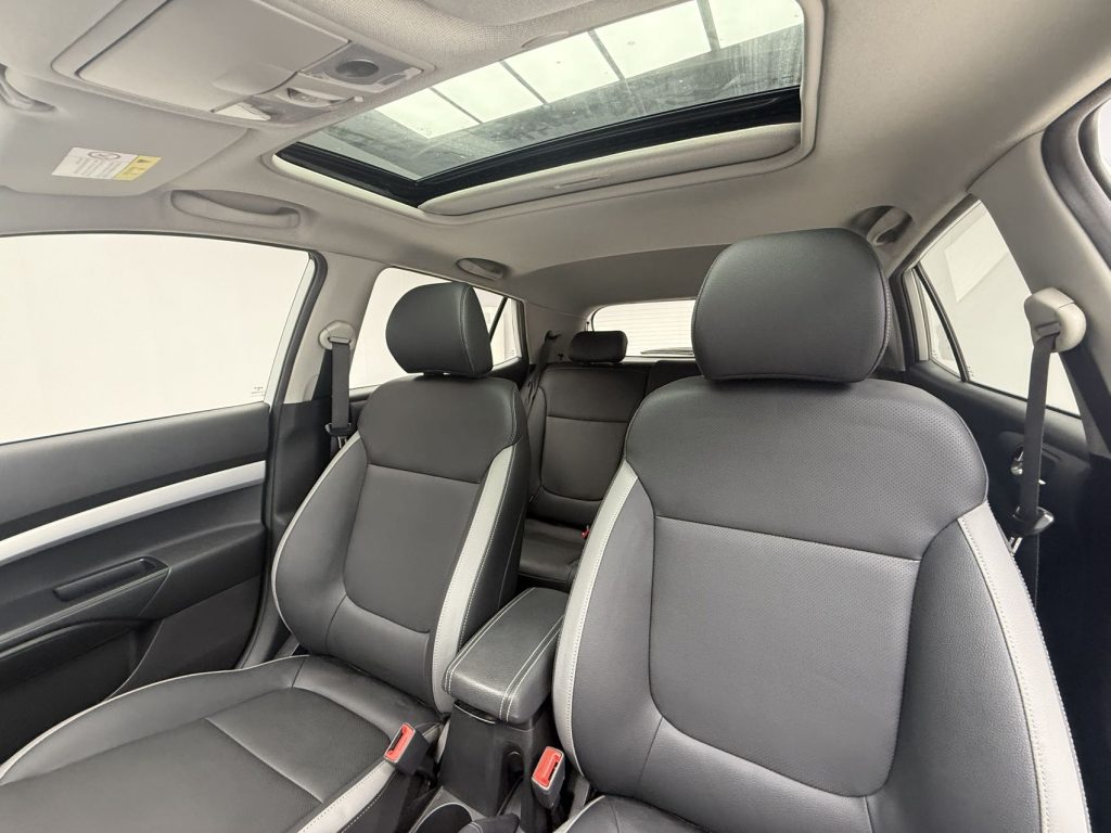 KIA KX1 Модель 2021 года, 1,4 л, CVT, версия с люком - Huishida Trading