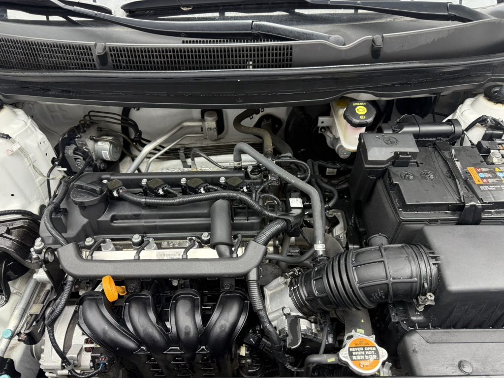 KIA KX1 Модель 2021 года, 1,4 л, CVT, версия с люком - Huishida Trading