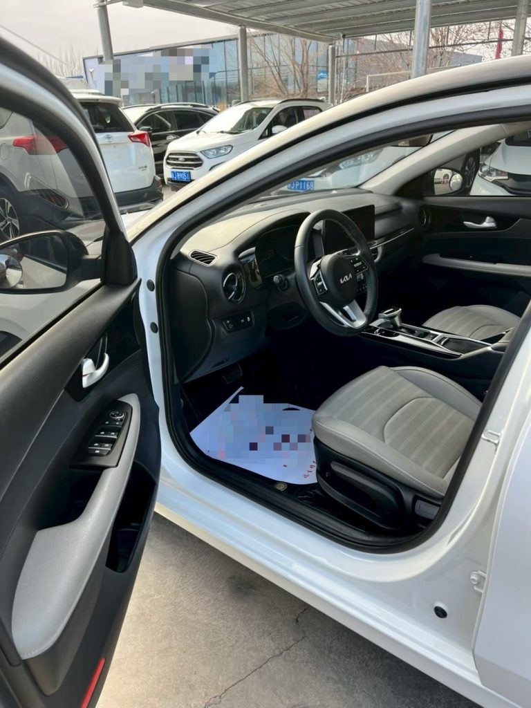 KIA K3 Модель 2023 года, 1,5 л, CVT, Luxury Edition - Huishida Trading