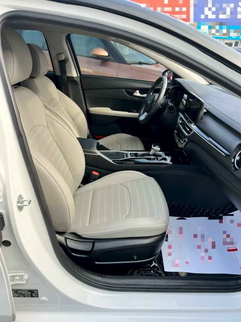 KIA K3 Модель 2023 года, 1,5 л, CVT, Luxury Edition - Huishida Trading