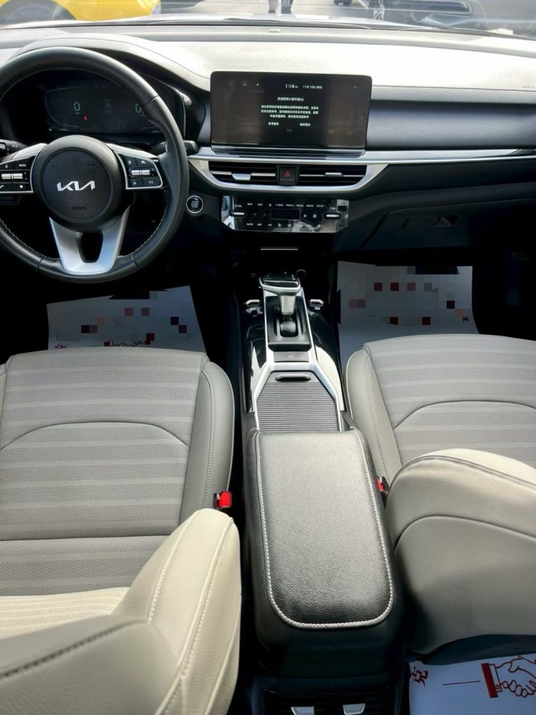 KIA K3 Модель 2023 года, 1,5 л, CVT, Luxury Edition - Huishida Trading