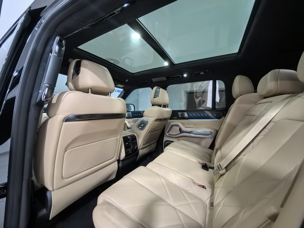 Formula Leopard Bao 8 2025 Model Intelligent Courage Flagship Edition 7-Seater - Huishida Trading