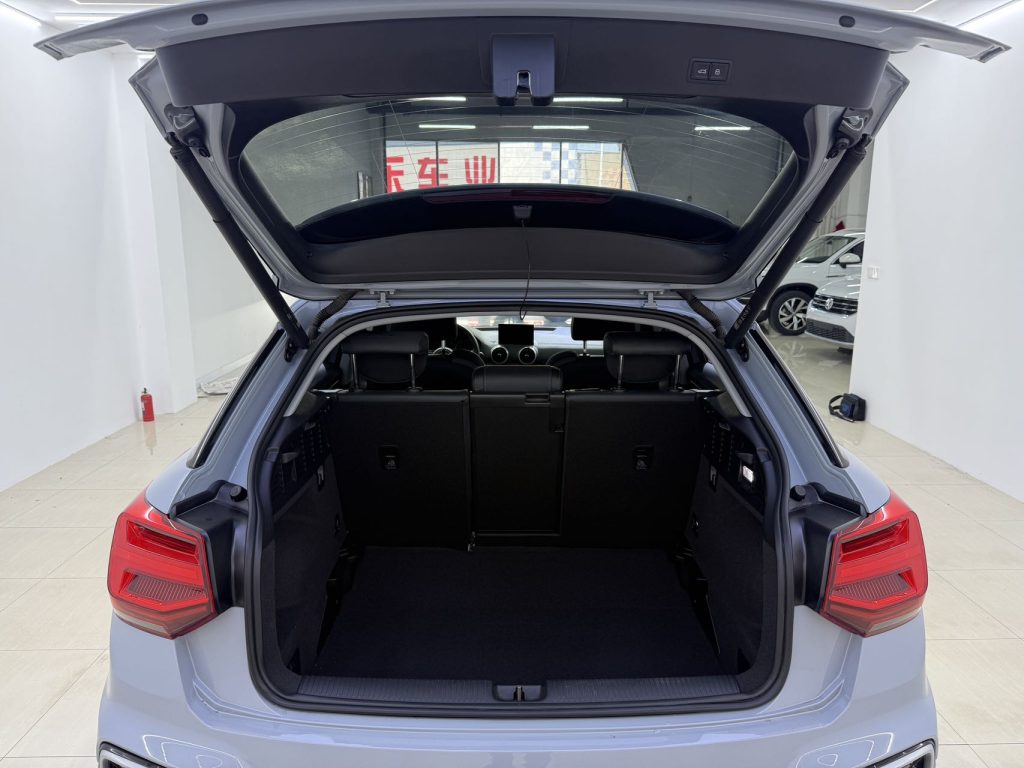 Audi Q2L 2022 35 TFSI Sporty Style National VI - Huishida Trading