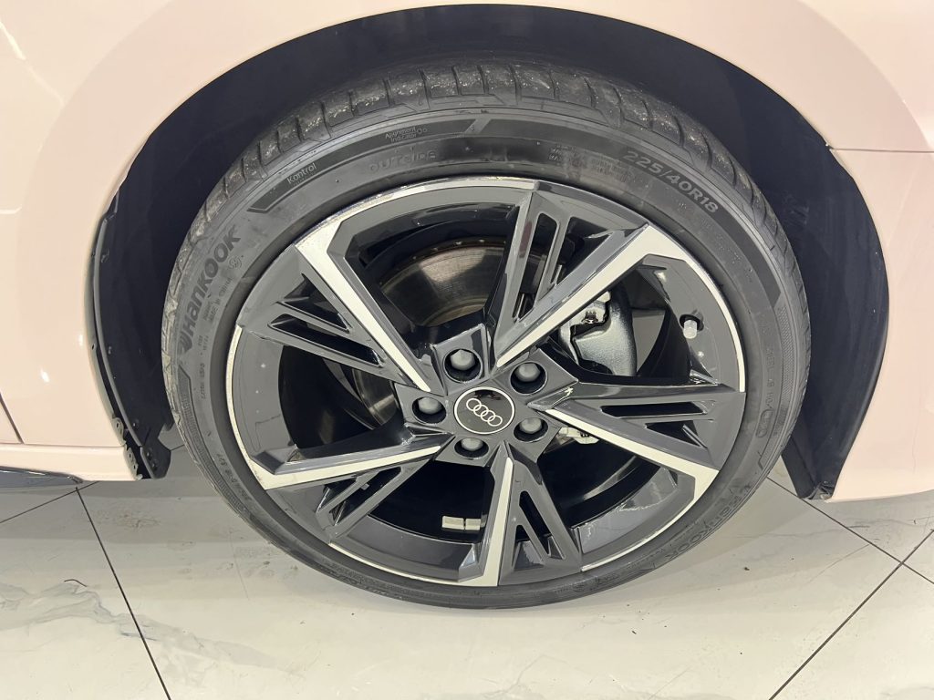 Audi A3 2021 Sportback 35 TFSI Sporty Style - Huishida Trading