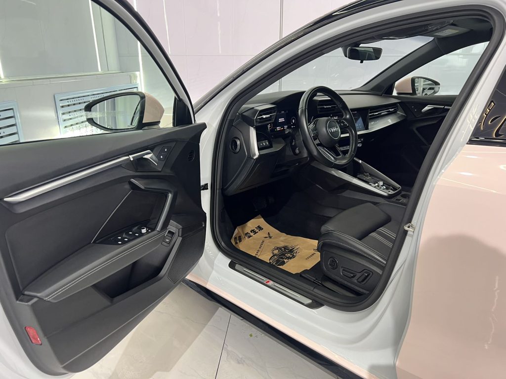 Audi A3 2021 Sportback 35 TFSI Sporty Style - Huishida Trading