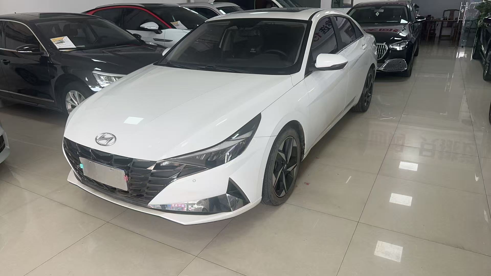 ELANTRA Модель 2022 года, 1,5 л, CVT, LUX Prestige Edition