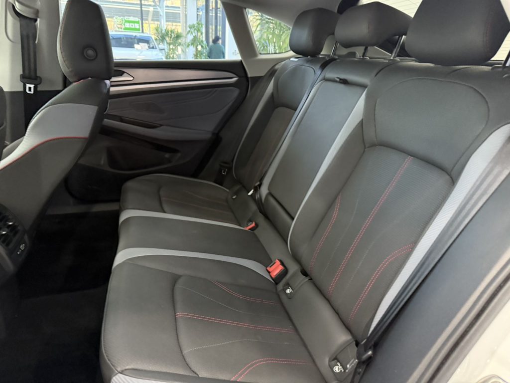 Volkswagen LAMANDO-L 2022 L 280TSI DSG Cool Edition - Huishida Trading