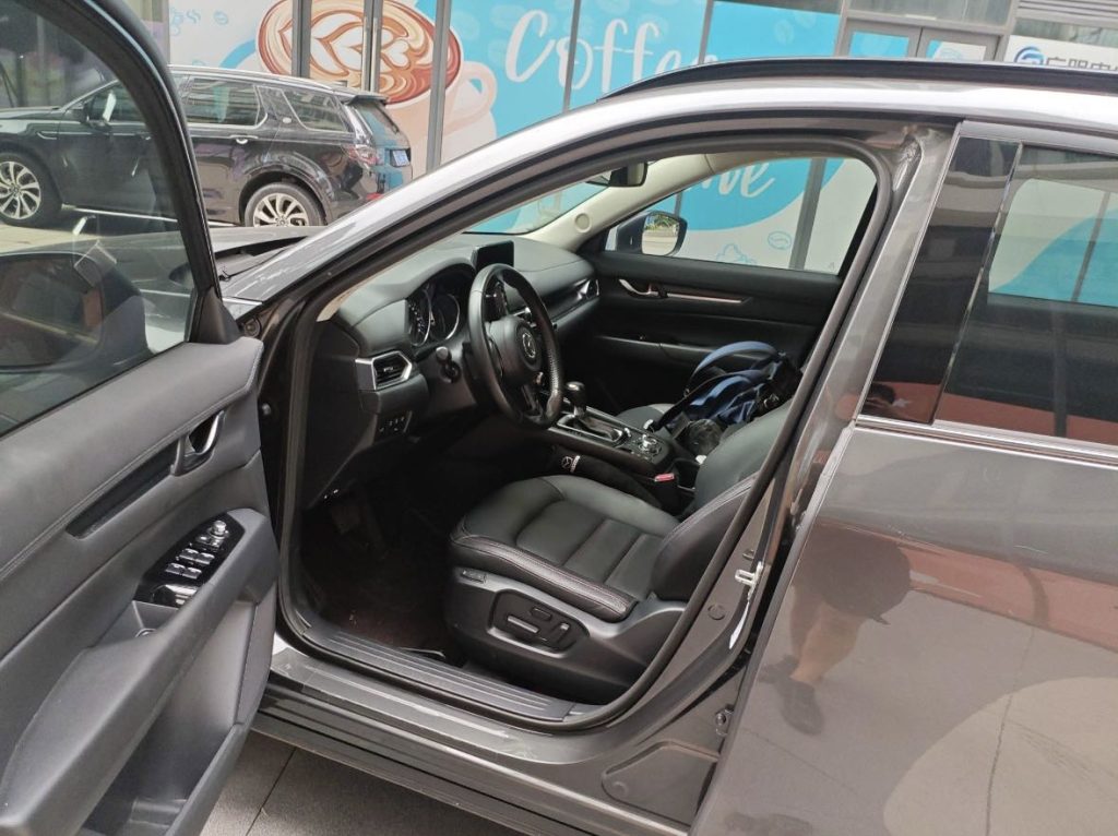 Mazda CX-5 Модель 2021 года, 2,0 л, автоматическая коробка передач, 2WD, Black Knight - Huishida Trading